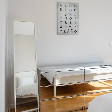 Διαμέρισμα Mokotow 2-bedroom Premium *