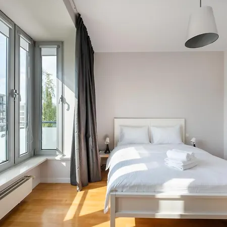 Mokotow 2-bedroom Premium Daire *