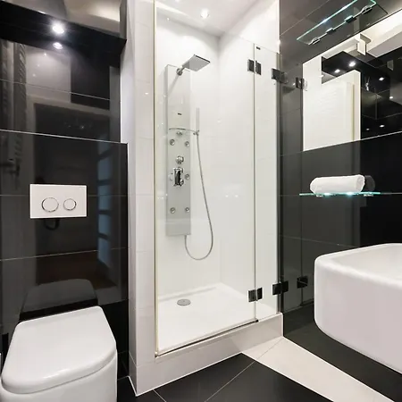 Mokotow 2-bedroom Premium * Varsóvia